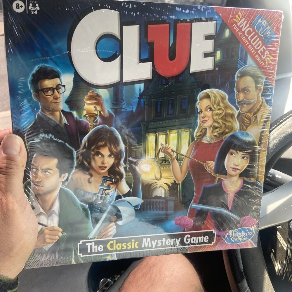 Hasbro CLUE The Classic Mystery Board Game  Board Sealed  Smart People